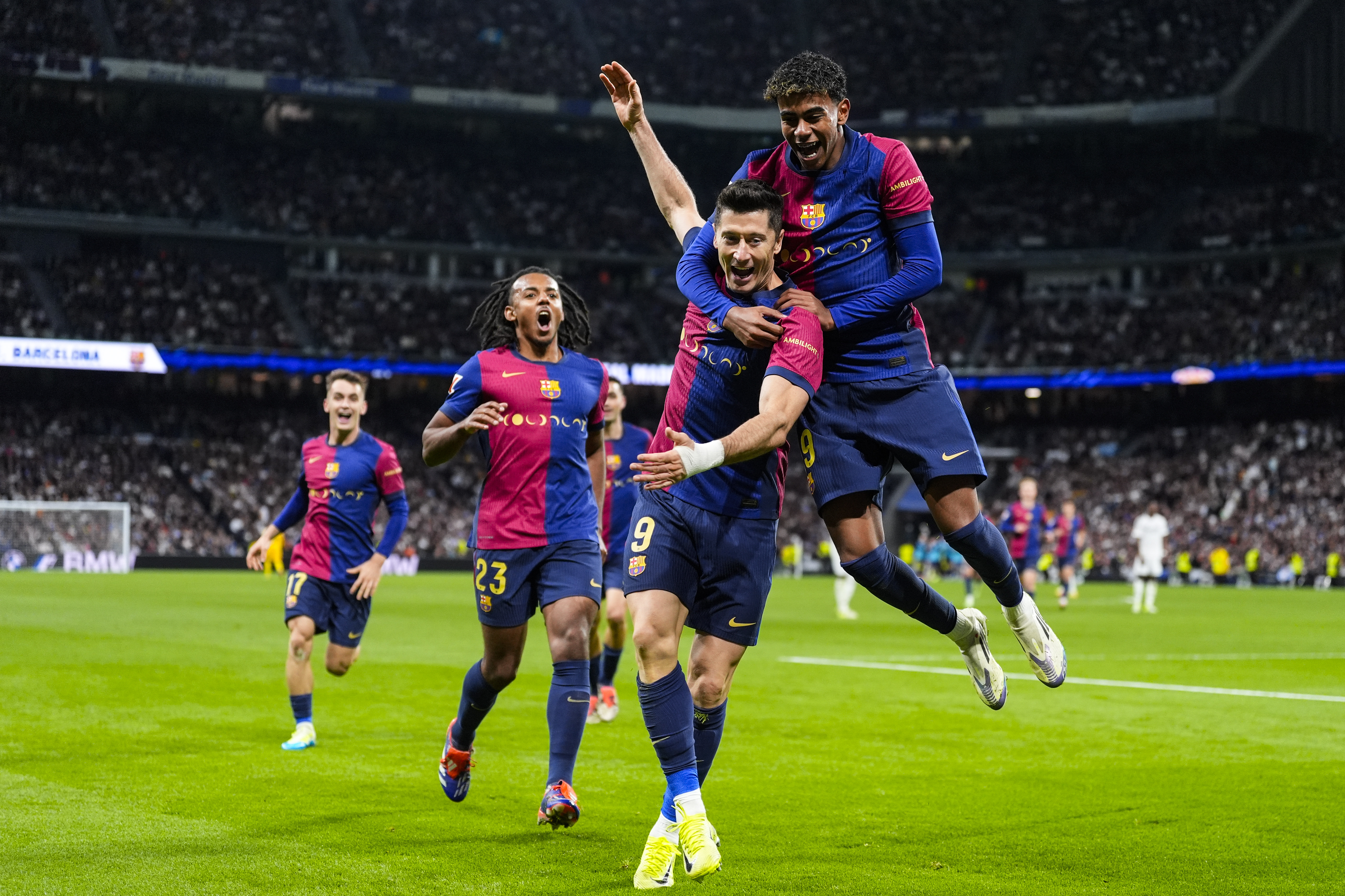 关于巴黎圣日耳曼力克曼联,莱万扑点救主世界杯的信息 关于巴黎圣日耳曼力克曼联,莱万扑点救主世界杯的信息