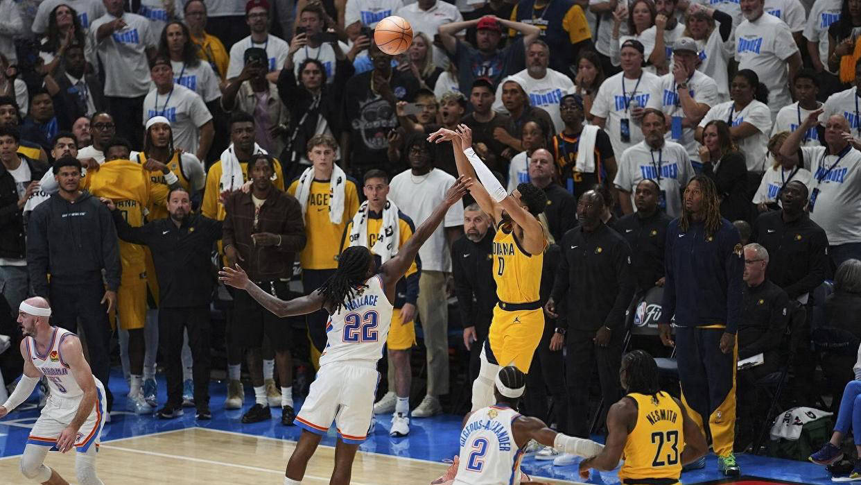 雷火电竞亚洲先驱-包含冷门频出！篮球战况跌宕起伏的词条