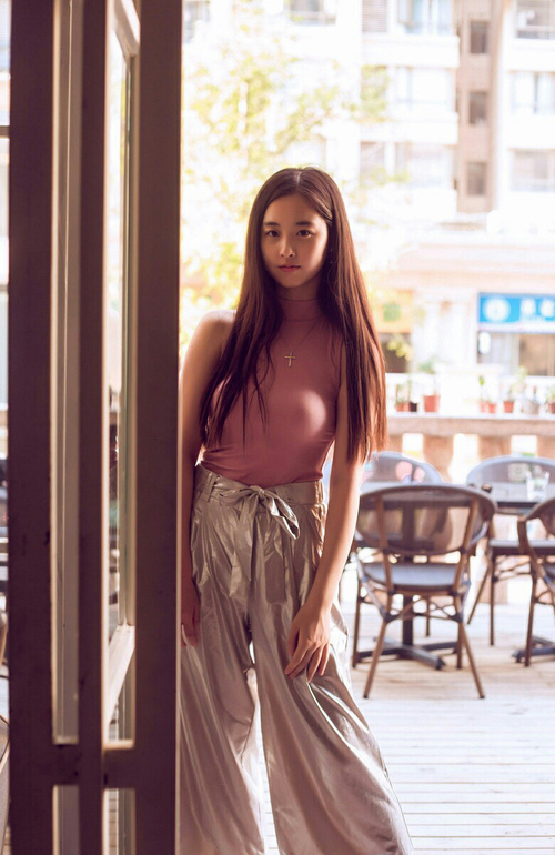 雷火电竞官网-东方烈焰席卷纽约，武切维奇爆发助上海队火力全开，压制尼克斯奏响跨洋凯歌